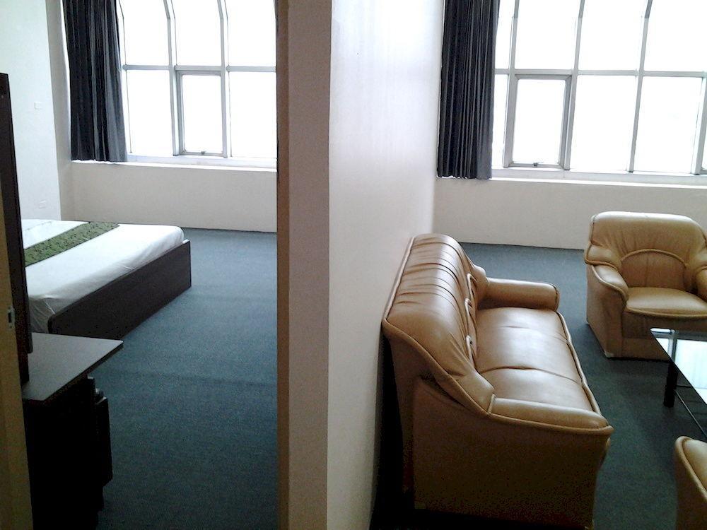 King Royal 2 Hotel Bangkok Bagian luar foto