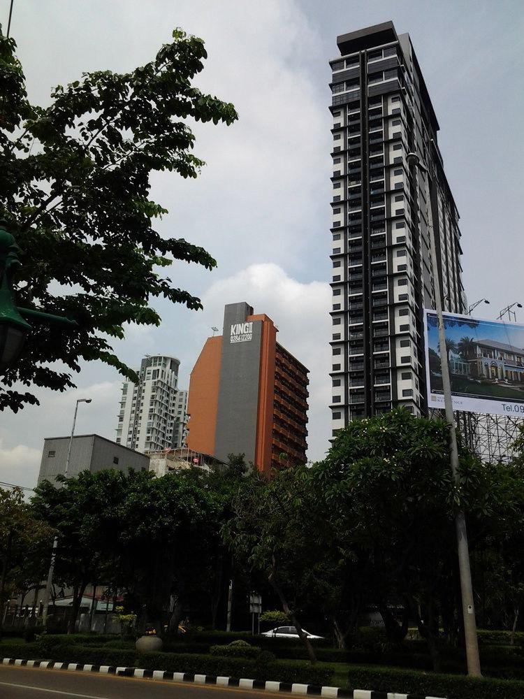 King Royal 2 Hotel Bangkok Bagian luar foto