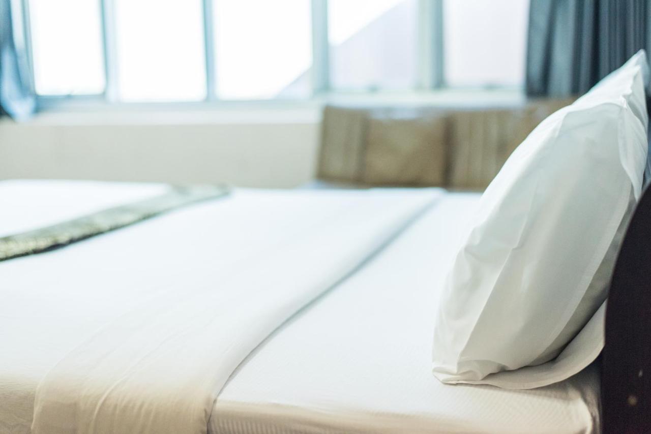 King Royal 2 Hotel Bangkok Bagian luar foto