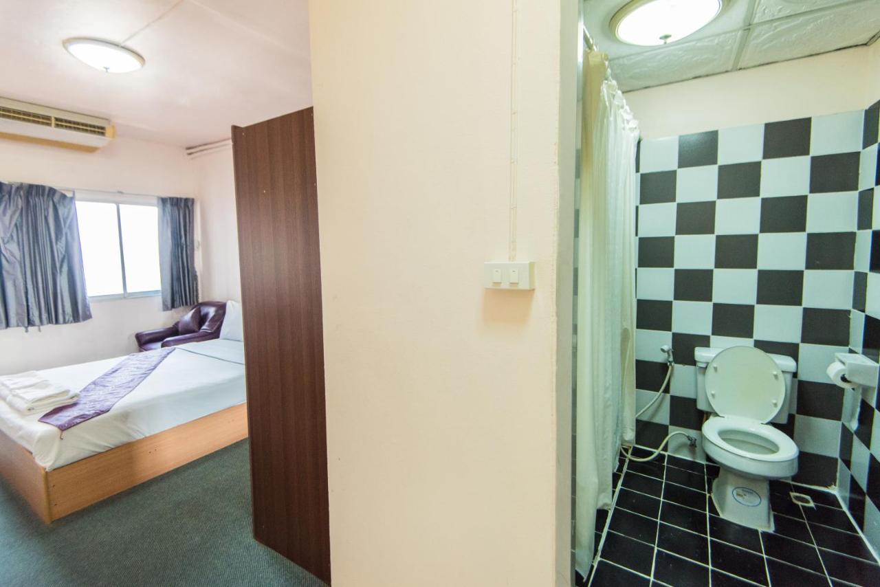 King Royal 2 Hotel Bangkok Bagian luar foto